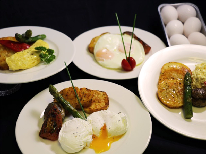  4 Course menu Selection with signature main Dishes